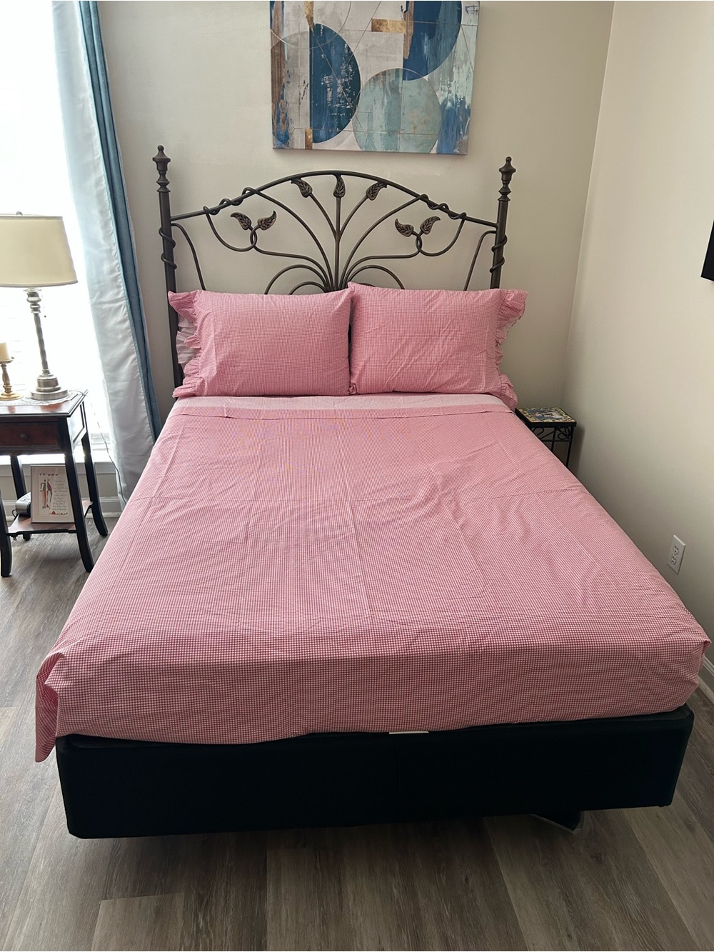 Wamsutta Classic Red Gingham Ruffled Pillowcase and Sheet Set